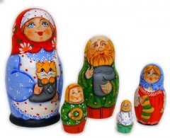 Charming family 5 pc babooshka